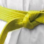 cinturon amarillo