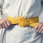 cinturon amarillo